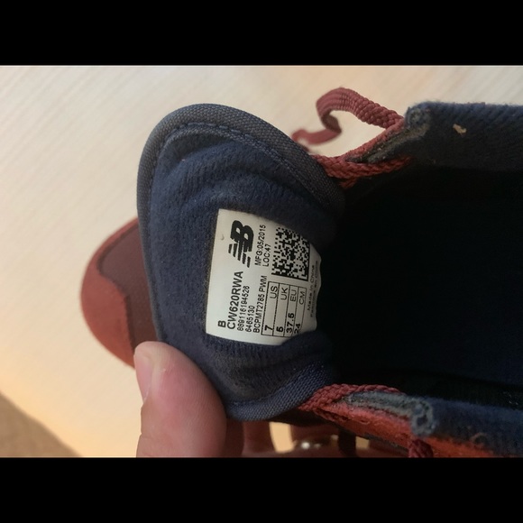 Women’s New Balance classic shoe - Picture 6 of 7
